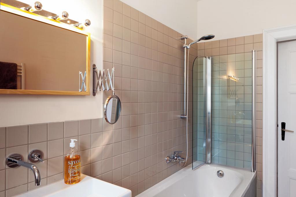 Design Apartments "Hier War Goethe Nie" Weimar (Thuringia) Quarto foto